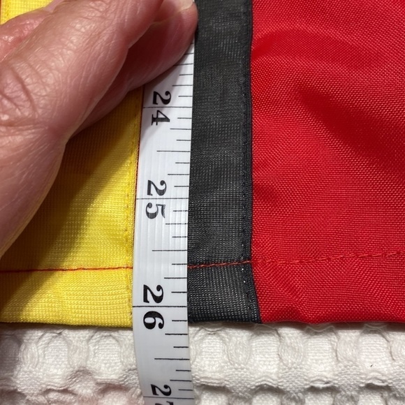 Vintage Bobcat Medium Windbreaker Front Zip Long Sleeve Nylon Red Pockets - Picture 12 of 12